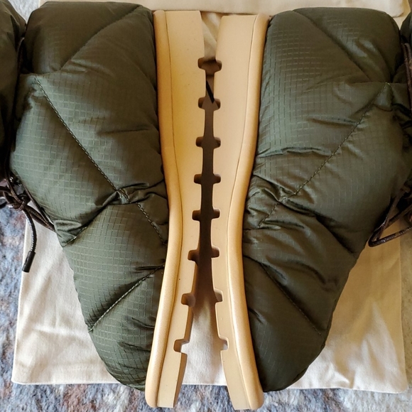 Louis Vuitton Pilloe Boot Green Quilted Water Repellent 9US or 39EU Monogram New - Picture 7 of 16